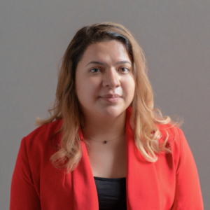 Erendida Montes headshot