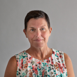 Karen Sylvia headshot